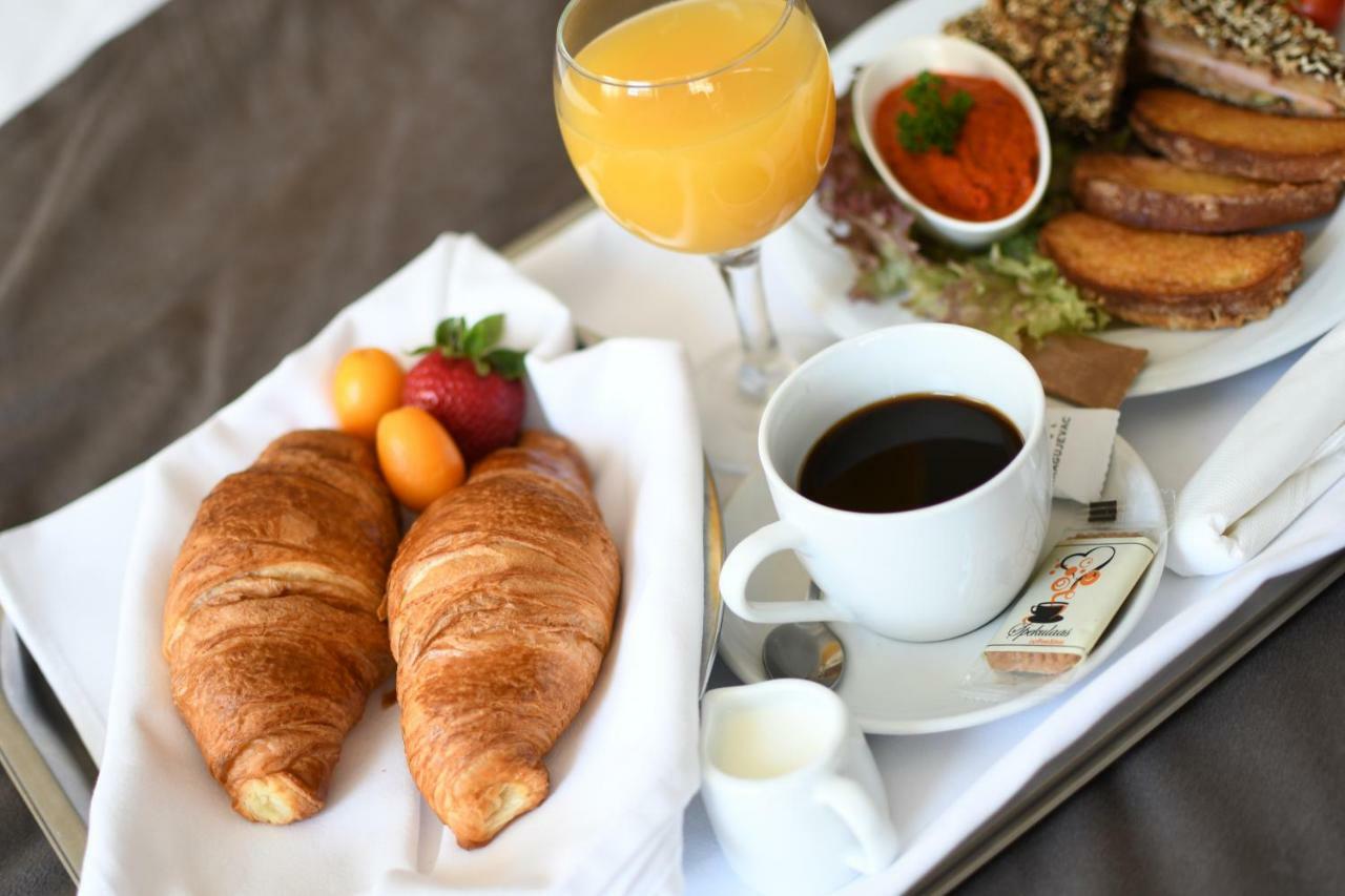 Hotel ครากูเยวัตส์ ภายนอก รูปภาพ